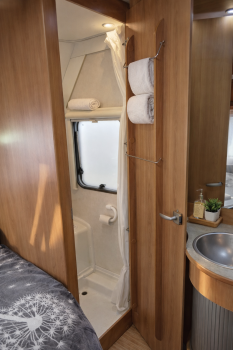Hymer Eriba Nova 435